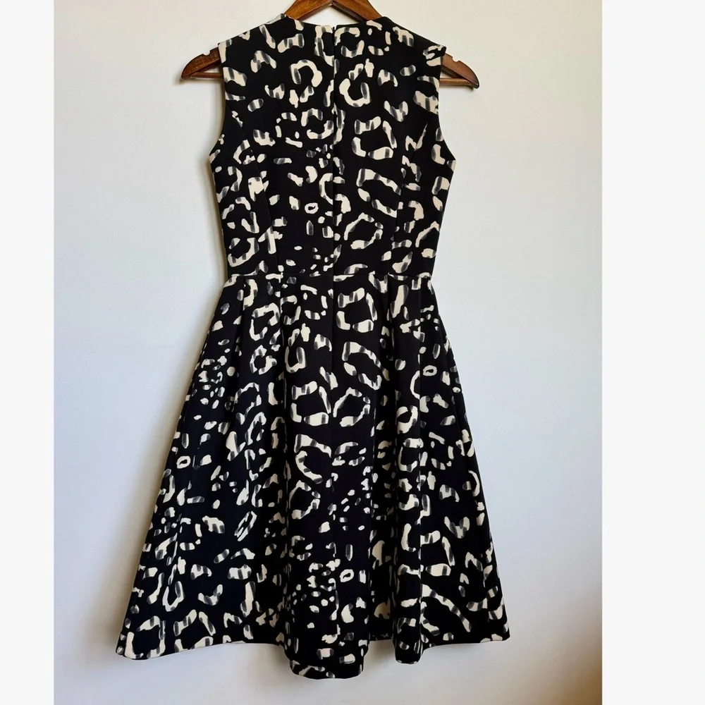 H&M stylish mini